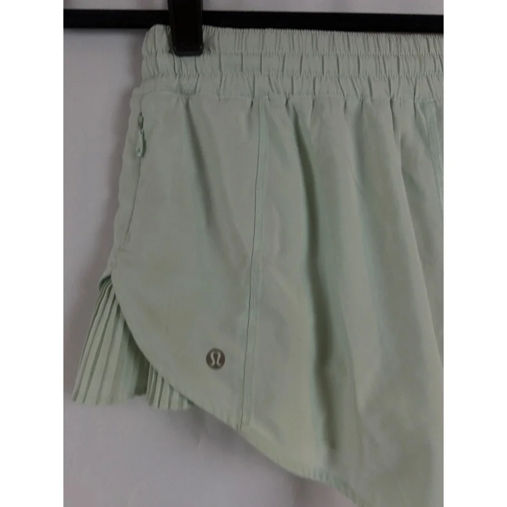 Lululemon Track That Mid-Rise Lined Short 3" Pleat Mint Green Running Shorts 6 - Picture 8 of 9